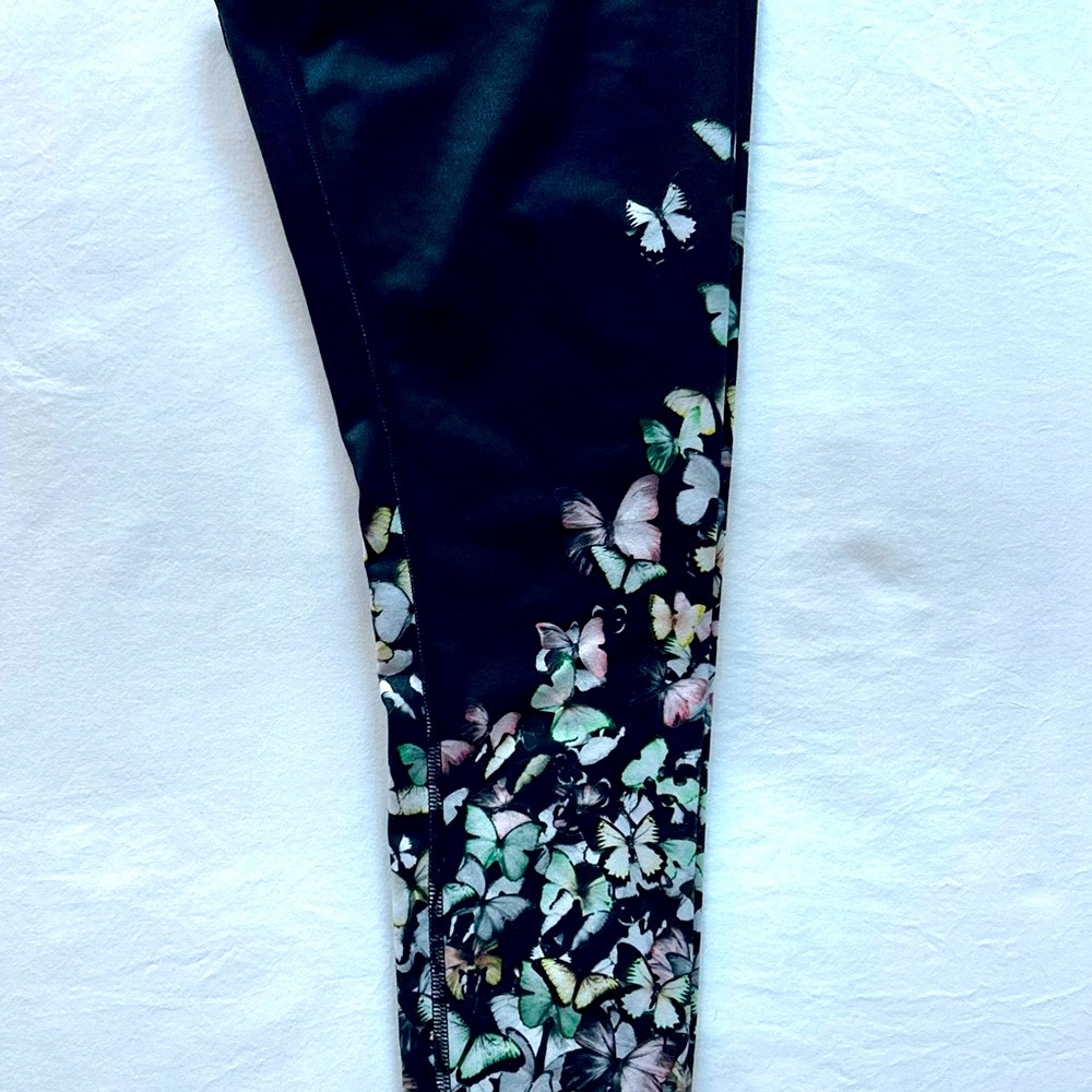 Alo yoga Gypset Godess Multicolor Butterflies Glossy Print Leggings Size XS - Picture 4 of 4